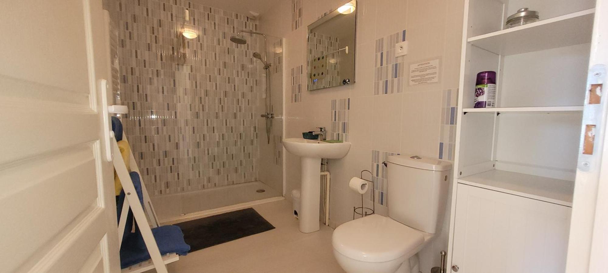 L'Alambic Villa Gondeville Екстериор снимка